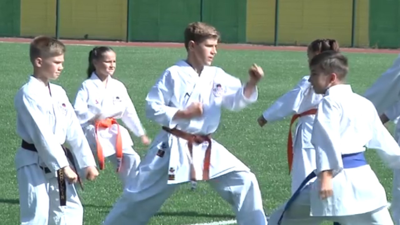Учні 17-тої школи Житомира на Спартак-арені долучилися до Олімпійського уроку