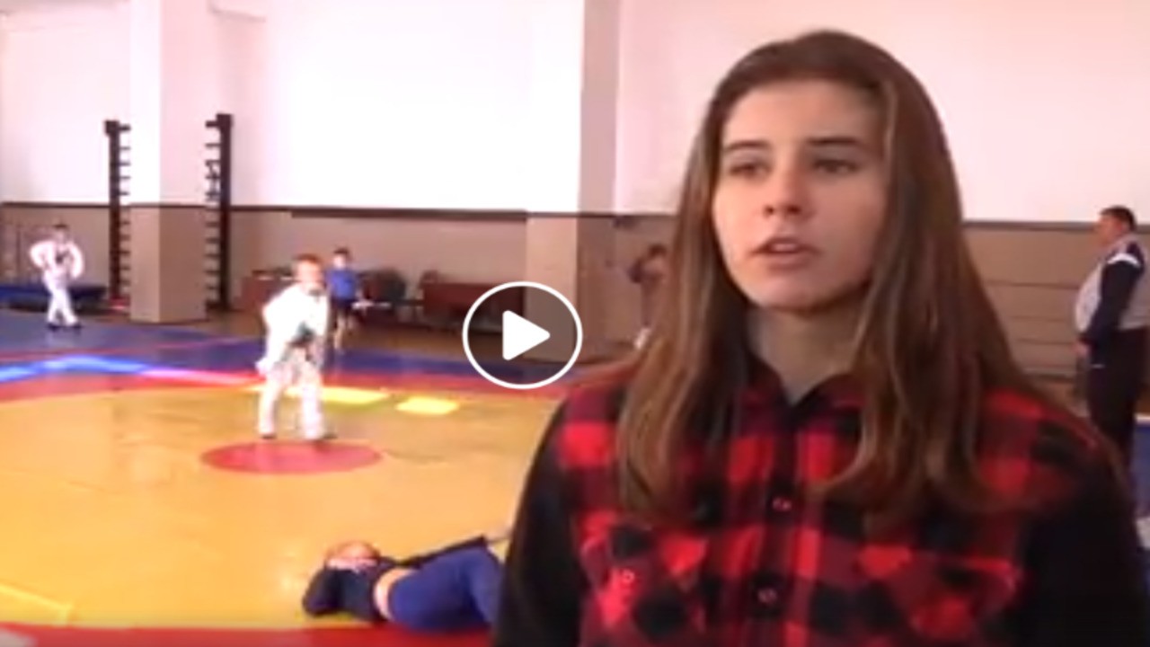 Учениця житомирської загально-освітньої школи номер 17 Емілія Камерон здобула золоту медаль на міжнародному турніри з боротьби самбо у Кракові