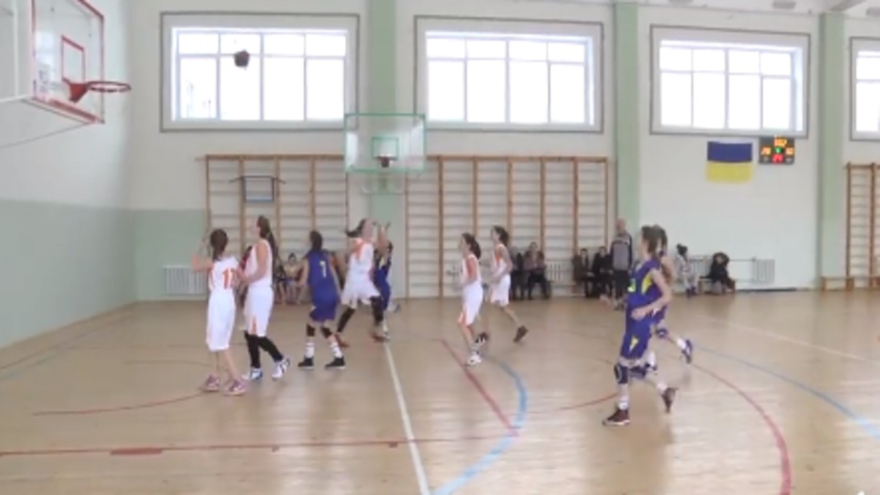 У Житомирі діти змагаються у чемпіонаті з баскетболу 