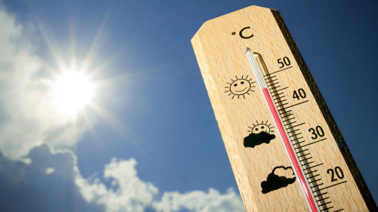Температура повітря на Житомирщині сягне +34°С