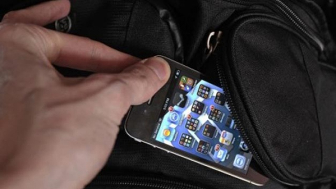 Поліція знайшла підозрюваного у викраденні мобільного телефону в 11-річного школяра