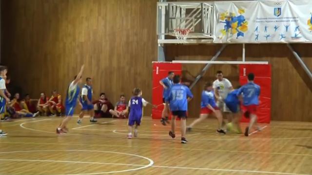 У Житомирі розпочався баскетбольний турнір для дітей із інвалідністю